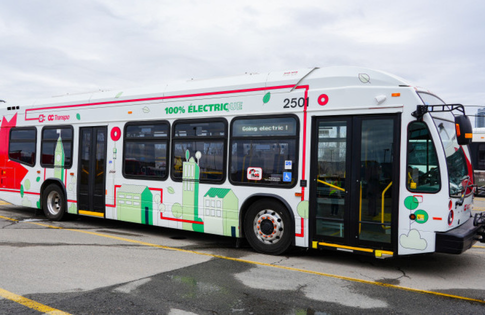 oc transpo electric bus